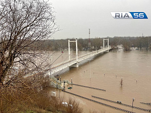 Уровень воды в реке Урал вырос до 1129 сантиметров